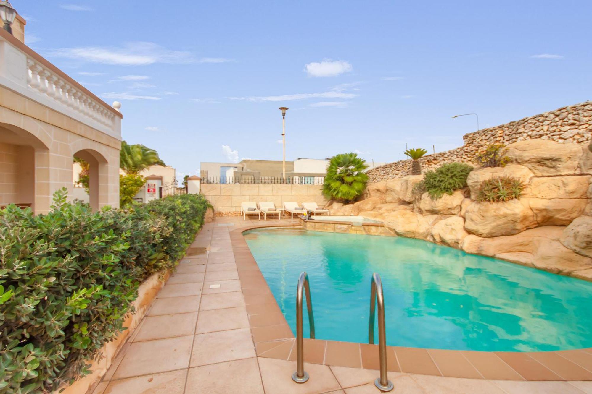 Villa & Pool Apartments In Mellieha Bay Zewnętrze zdjęcie
