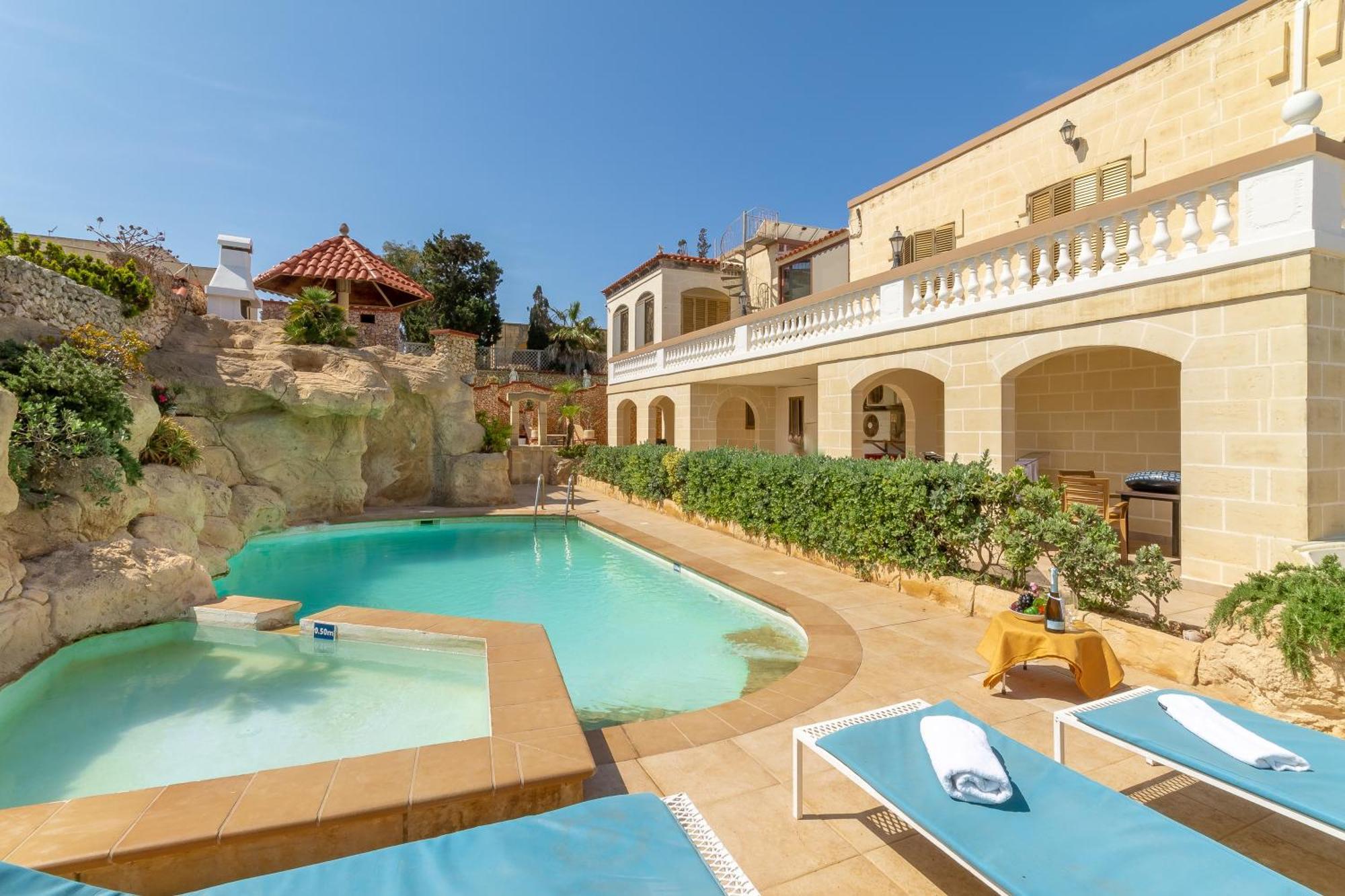 Villa & Pool Apartments In Mellieha Bay Zewnętrze zdjęcie