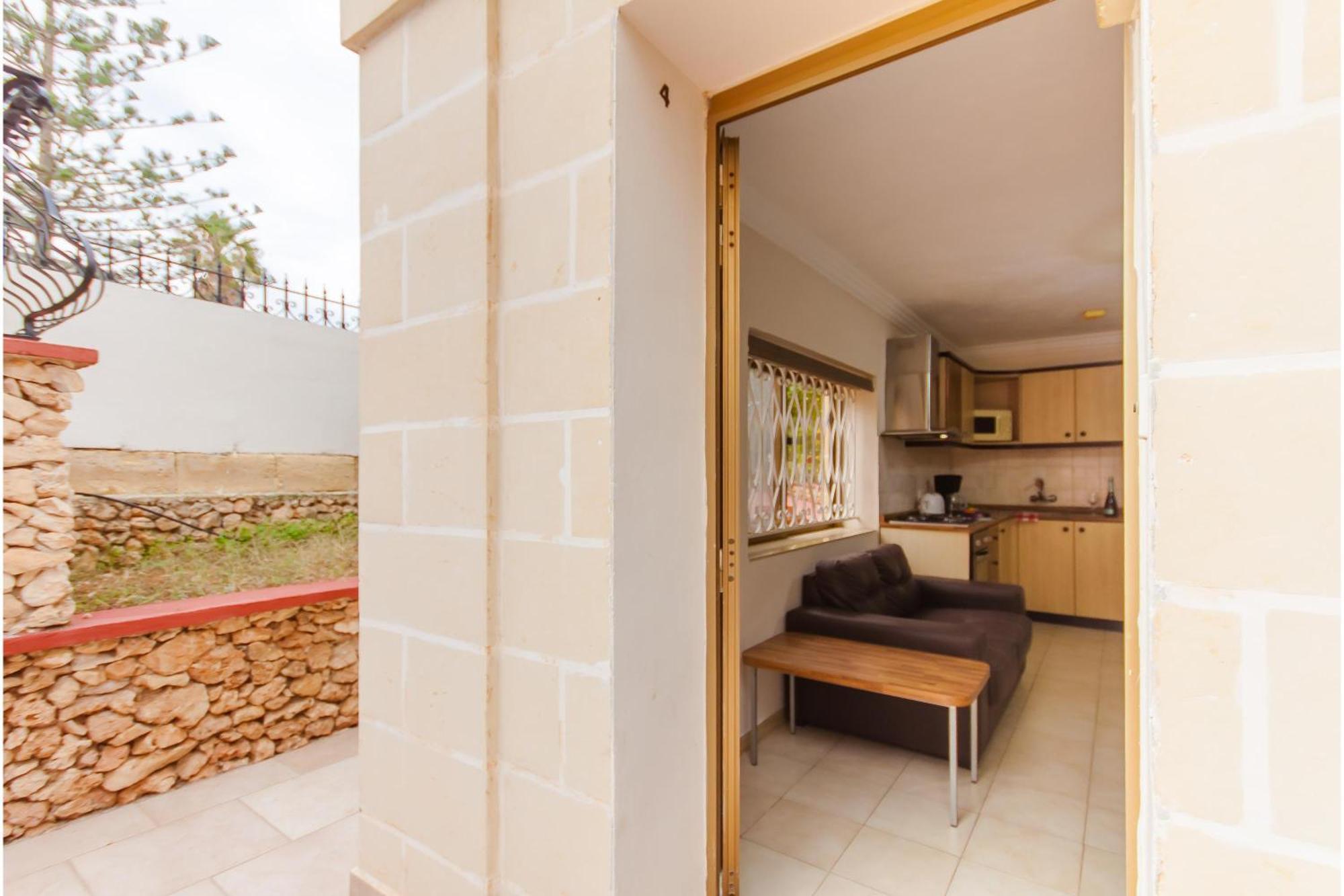 Villa & Pool Apartments In Mellieha Bay Zewnętrze zdjęcie