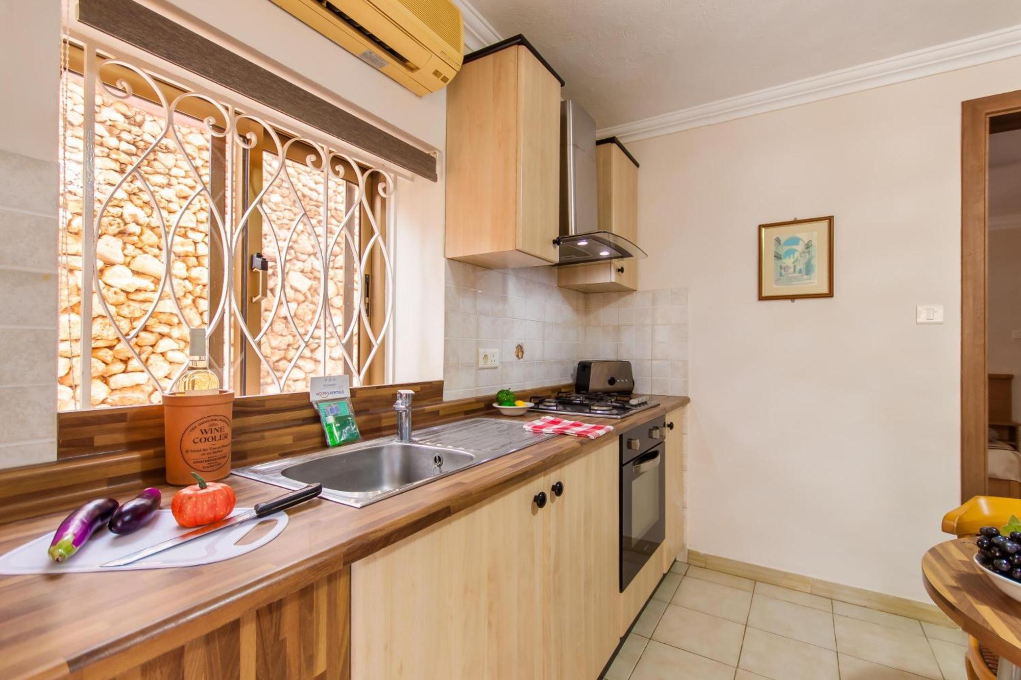 Villa & Pool Apartments In Mellieha Bay Zewnętrze zdjęcie